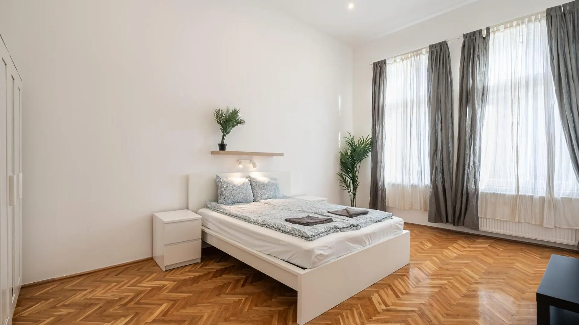 Luxurious Downtown Family Suite Budapest